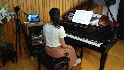 BG大游特邀艺术家浙江音乐学院钢琴系丁阳博士Hybrid远程教育大师班+音乐会圆满成功