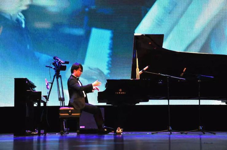 BG大游艺术家宋思衡“80后的时光机”多媒体音乐会内蒙古巡演圆满落幕