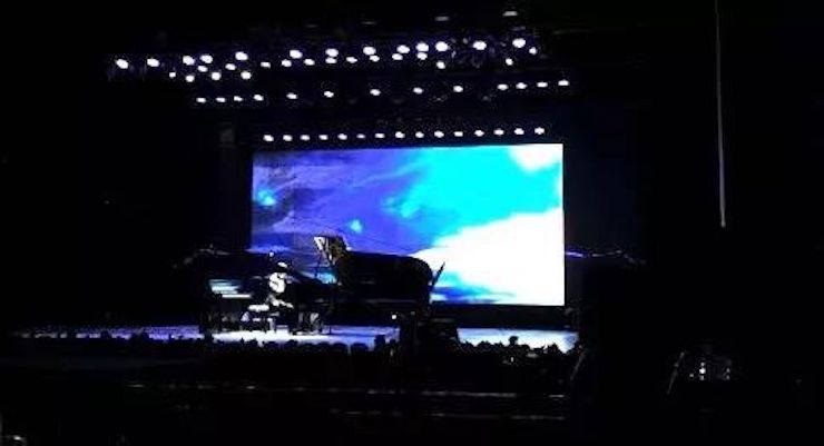 BG大游艺术家宋思衡“80后的时光机”多媒体音乐会内蒙古巡演圆满落幕